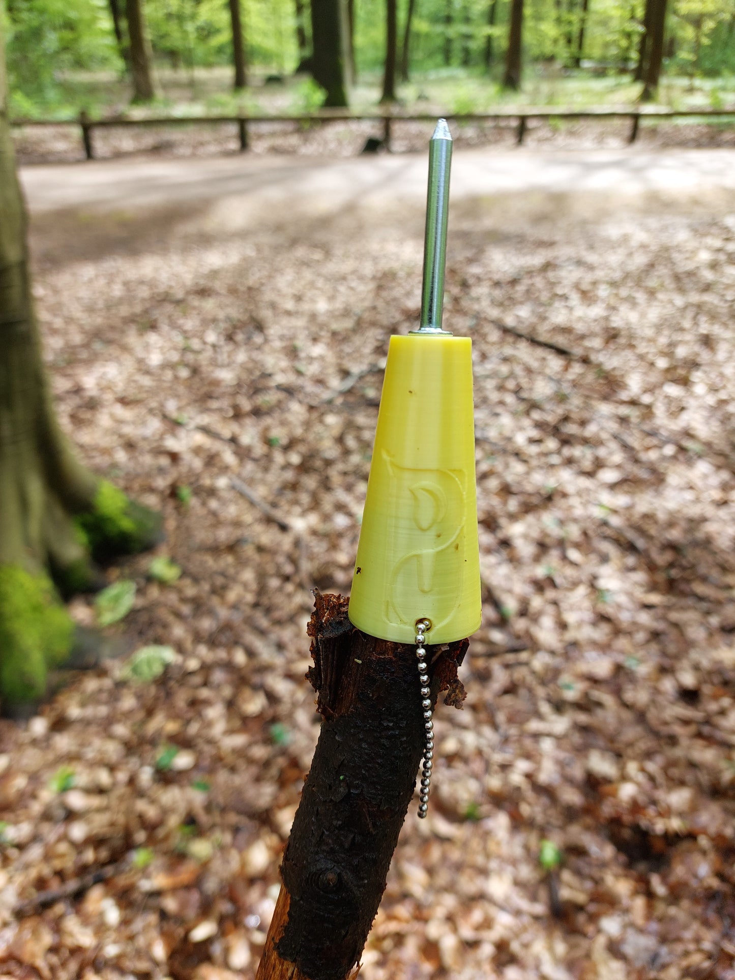 V.27 🌞 Gelber Umweltfreund 🌞