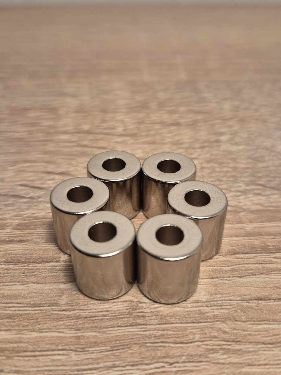 Sechs_4_4_Kg_Magnet in einer kreisform angeordnet 